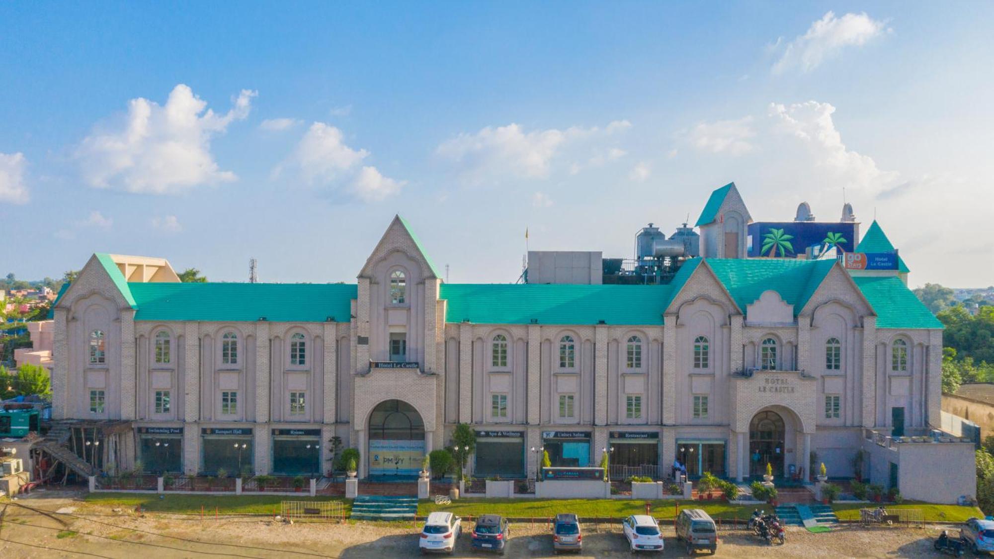ホテル ル キャッスル Rudrapur エクステリア 写真